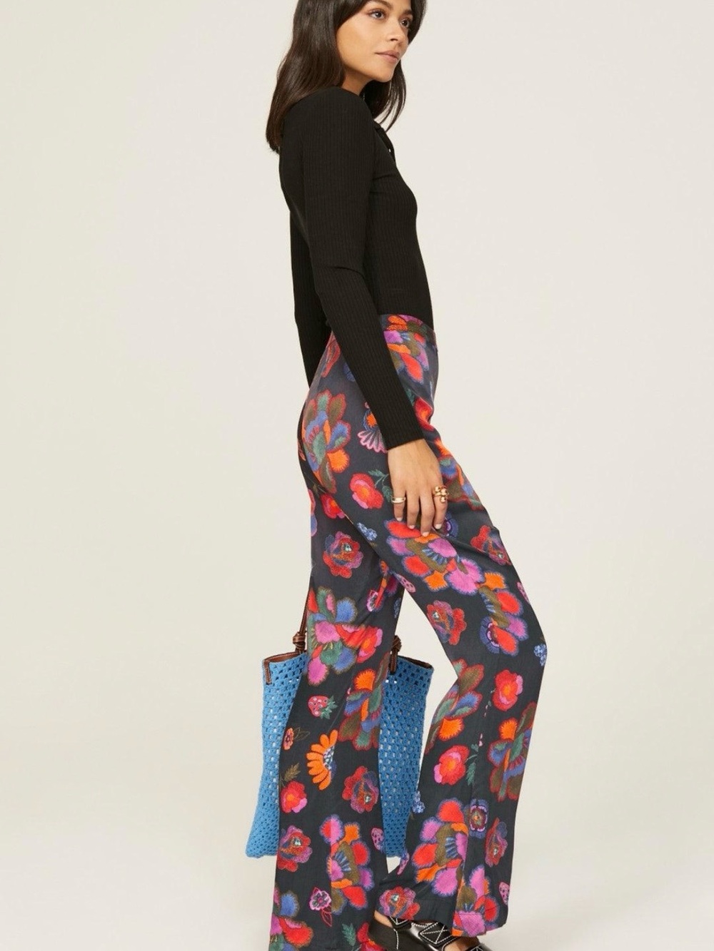 FARM Rio Lily’s Garden Floral Flare Pants Black Multicolor Size M